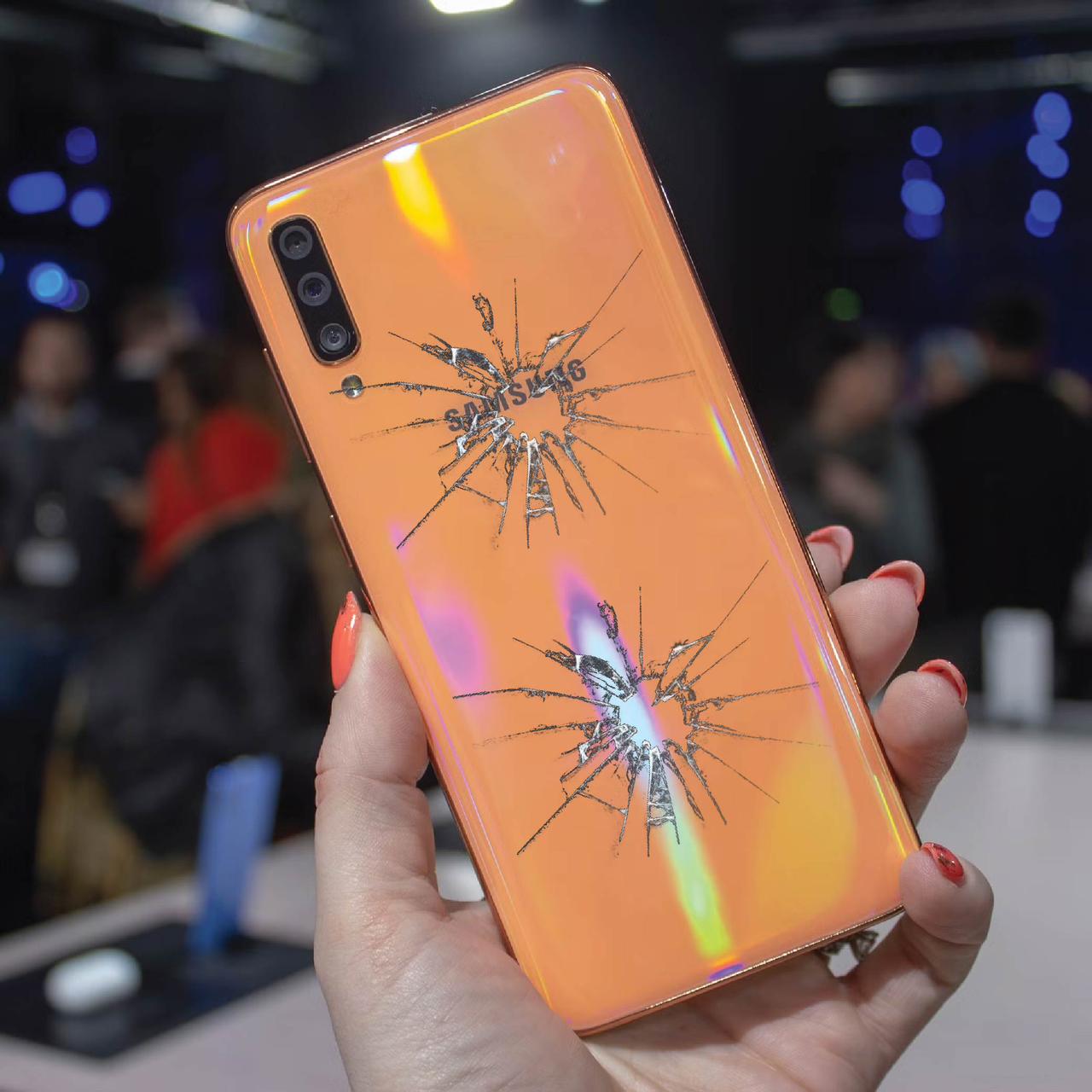 Samsung Galaxy A70 Bakglassbytte – Reparasjon