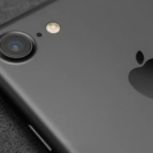 Broken iPhone 7 Camera Lens – Repair