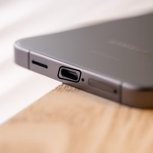 Samsung Galaxy S24 FE Ladeportbytte – Reparasjon